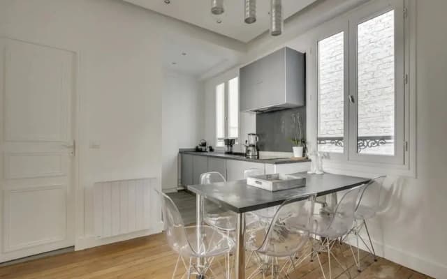 Design Apt 4 pers - Paris 8ème - photo 4