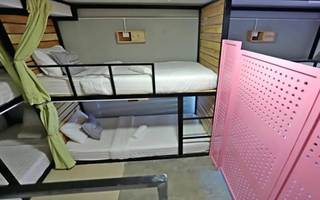 Oops Hostel - photo 4