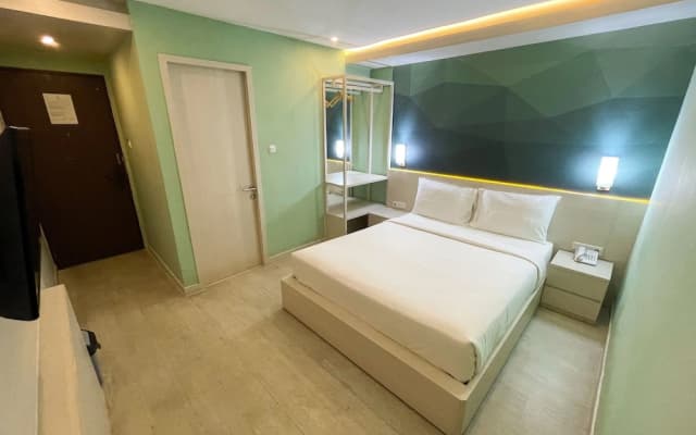 Leaf Hotel - photo 2