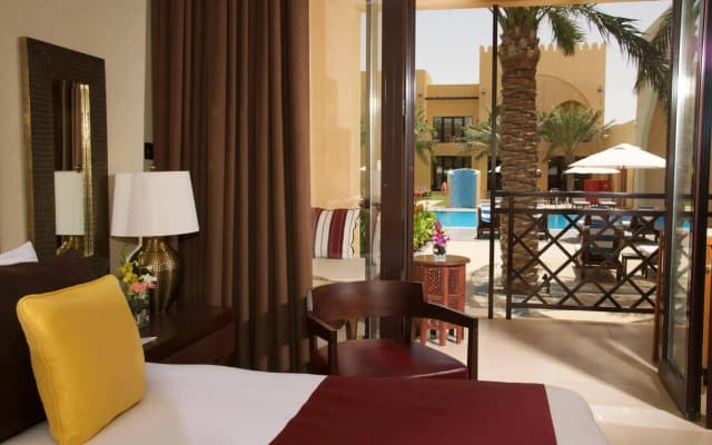 Tilal Liwa Hotel - photo 3