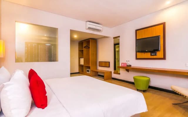ZenRooms Kuta Poppies Lane - photo 5