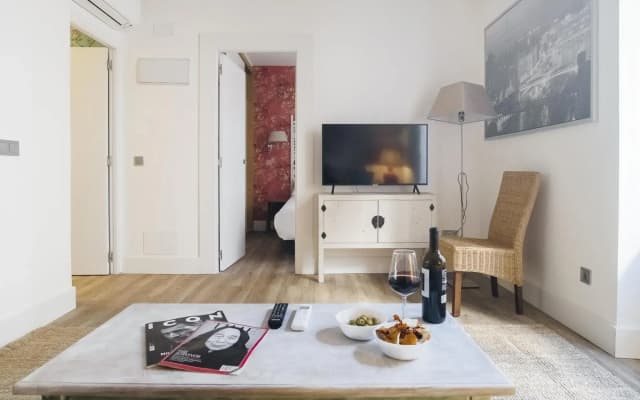 SAN BERNARDO Apartment I 1BR 1BT - photo 2
