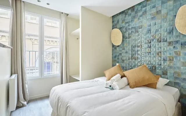 Modern 2 Bedrooms Apartment Le Marais/ Beaubourg - photo 4