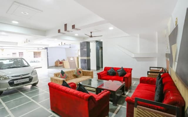 Fabhotel Silver Crown - photo 2