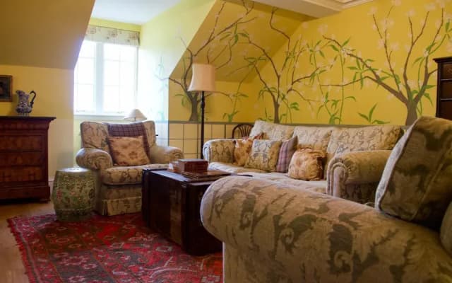 2 Bedroom West End Flat Sleeps 4 - photo 4