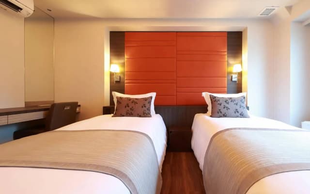 Hotel Sakura Suite Osaka - photo 4