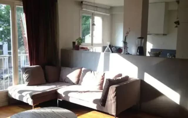 Great Design And Eiffel Tower Flat - photo 3