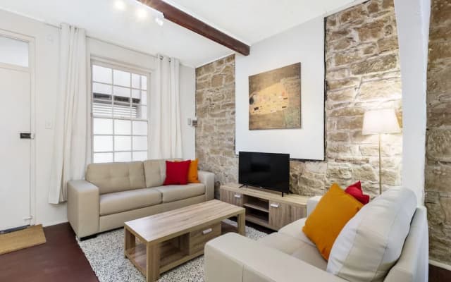 Darlinghurst Cottage - photo 5