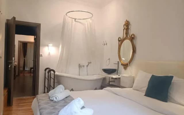 Elegant Apartment - photo 4