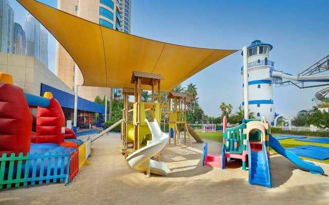 Le Méridien Mina Seyahi Beach Resort & Waterpark - photo 4