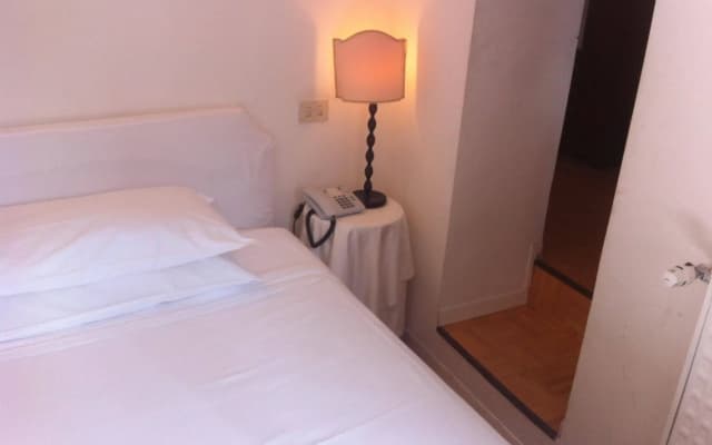 Hotel Fontana - photo 3