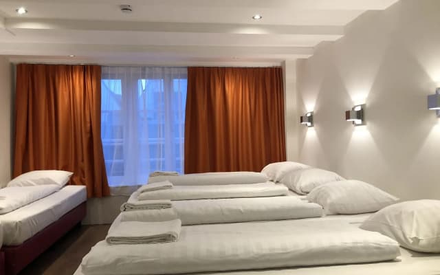 Hotel Damrak Inn - photo 4