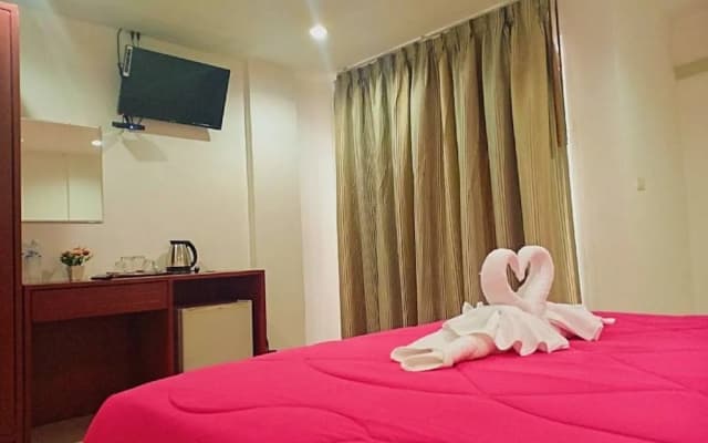 JP Kamala Guesthouse - photo 4