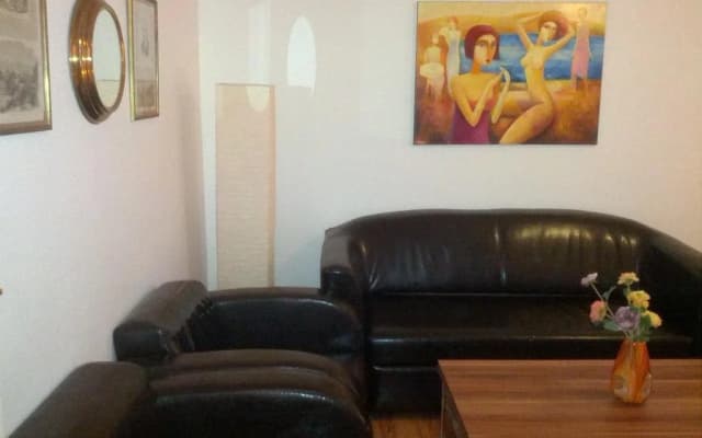 West Berlin Apartments - photo 2