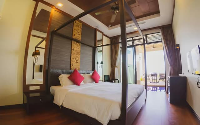Borneo Beach Villa & Suite - photo 3