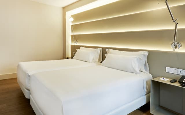 NH Sants Barcelona  - photo 5