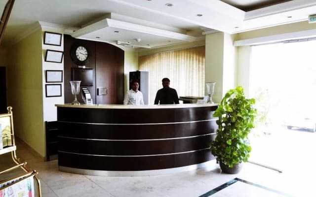 Al Murooj Hotel Apartments - photo 2