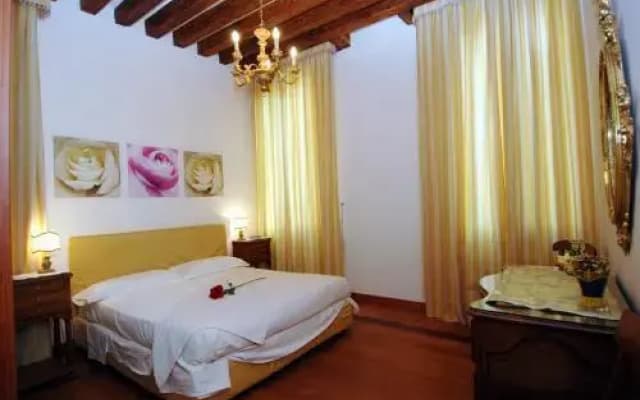 Venetian Atmosphere - photo 2