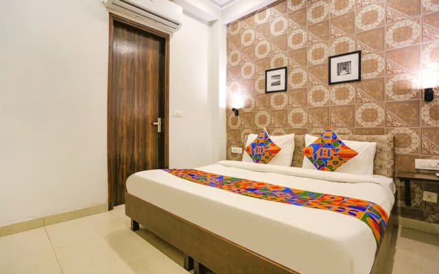 FabHotel Novel Suites - photo 4