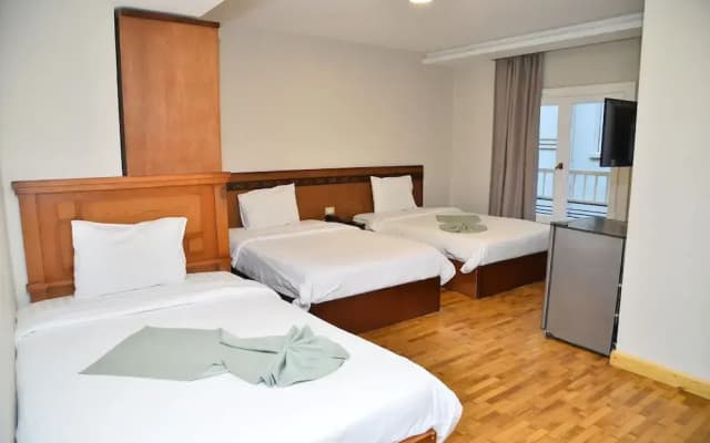 Miramar Evergreen Hotel - photo 5