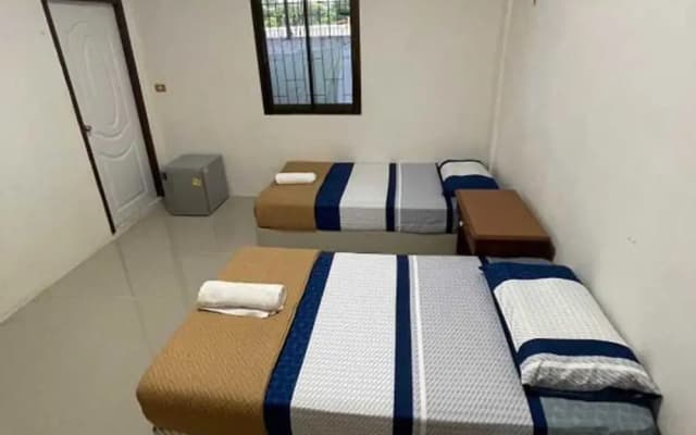 OYO 75577 Palace Hostel - photo 2