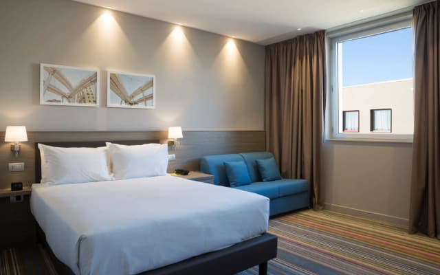 Hampton by Hilton Rome East - photo 2