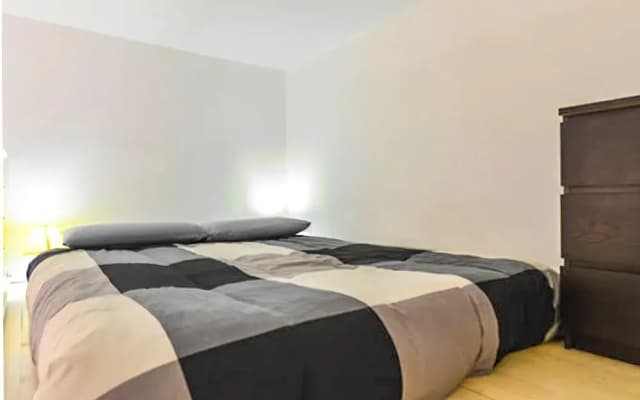 Modern Apartment in a Central Location - photo 2