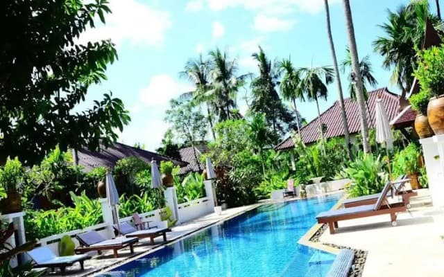Coco Pool Villa Resort - photo 2
