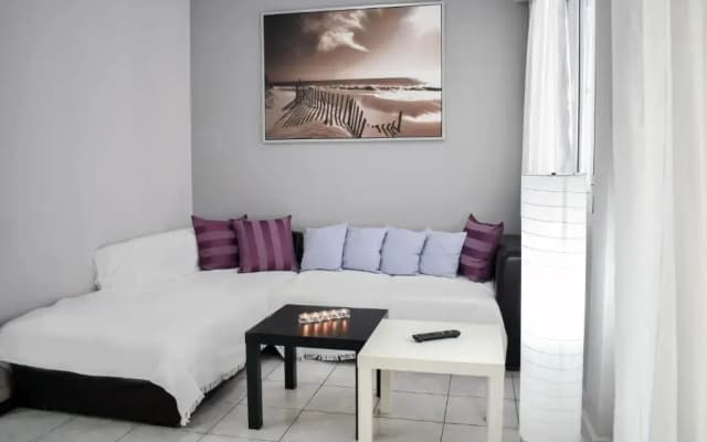 Oliver Suites - photo 2