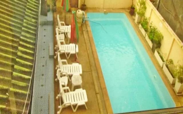 Jips Guesthouse - photo 4