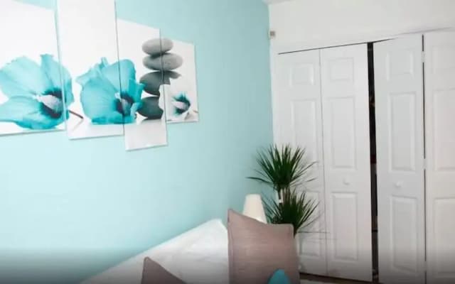 Northwick Park Apartment - photo 4