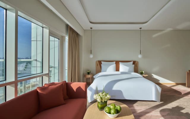 Mövenpick Hotel Jumeirah Village Triangle - photo 2