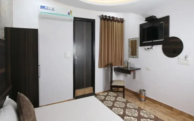 OYO 5385 Paschim Vihar - photo 4