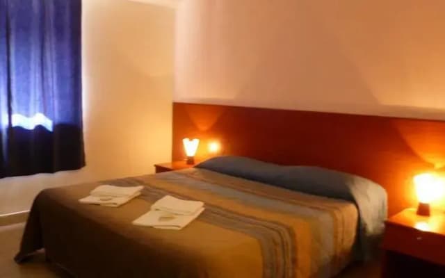 Margot Guest House - photo 3
