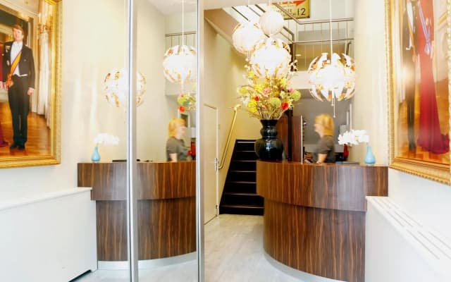 Hotel Damsquare - photo 2