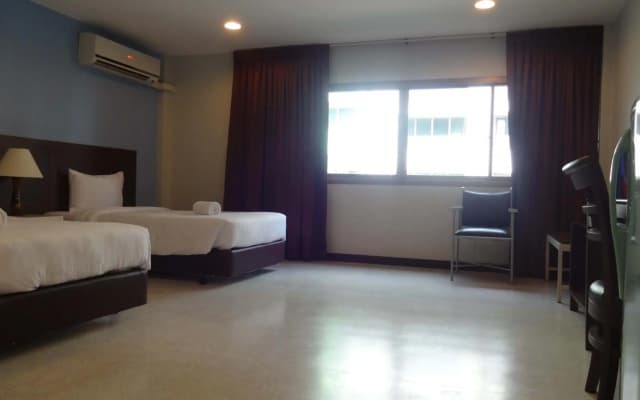 Mango Bedroom Inn - photo 2