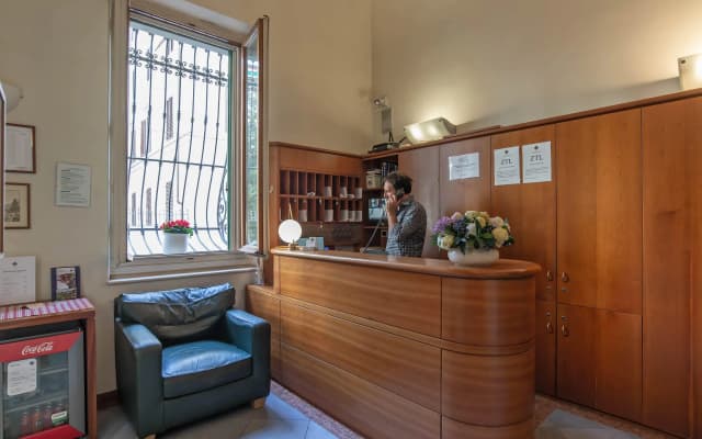 Hotel Bonifacio - photo 2