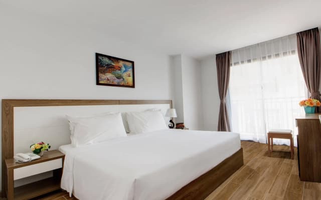 The Sol Hotel - photo 4