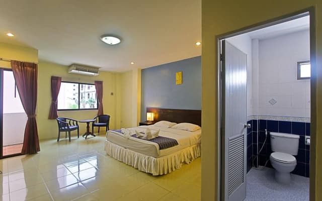 Absolute Guesthouse Phuket - photo 5