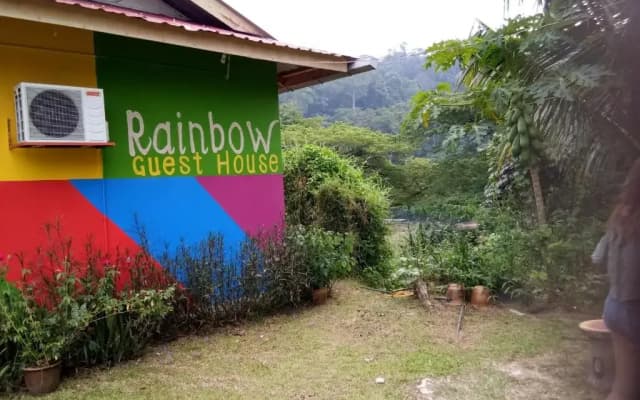Taman Negara Rainbow Guest House - photo 3