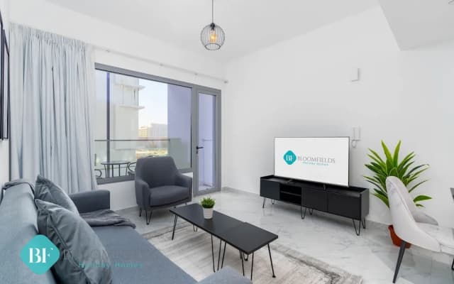 Executive 1 BR in Oasis - 2 - photo 3