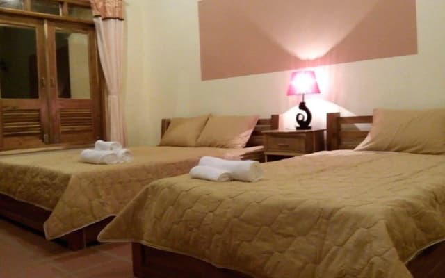 Thuyhouse Resort - photo 2