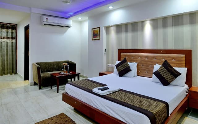 Hotel Emporio - photo 2