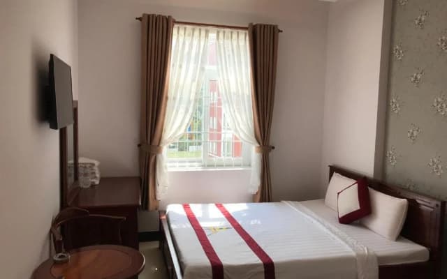Thi Long Phung 2 Hotel - photo 3