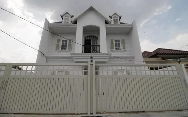 Winter Residence - photo 2