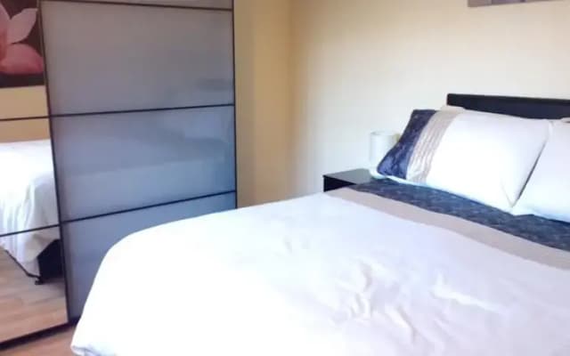 Holyrood Suite Apartment - photo 3