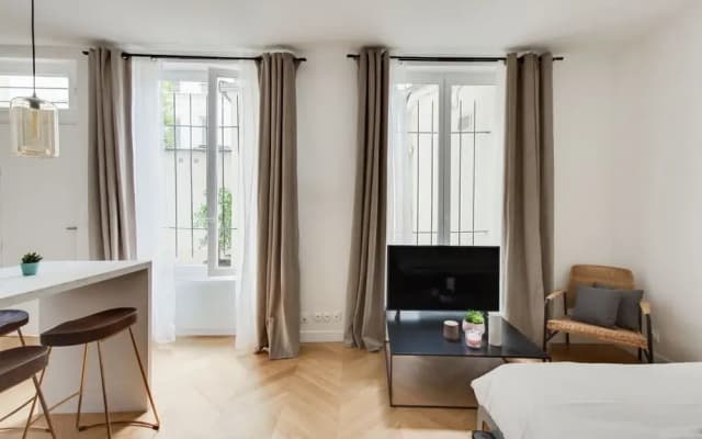 Very nice apartment 4 people Saint-Germain-des-Prés by GuestReady - photo 2