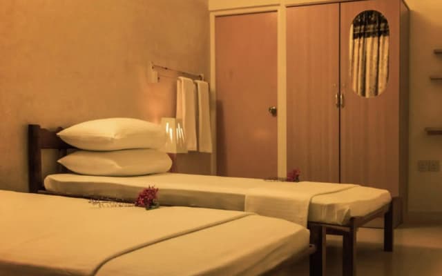 Fima Guesthouse - photo 4