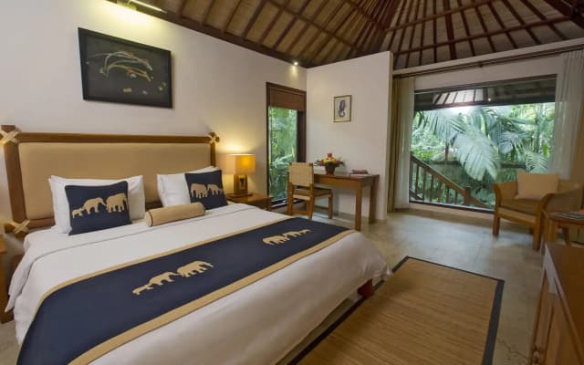 Mason Elephant Lodge - photo 2