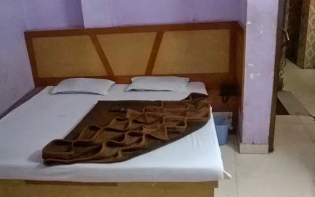 Hotel Jagriti Deluxe - photo 3